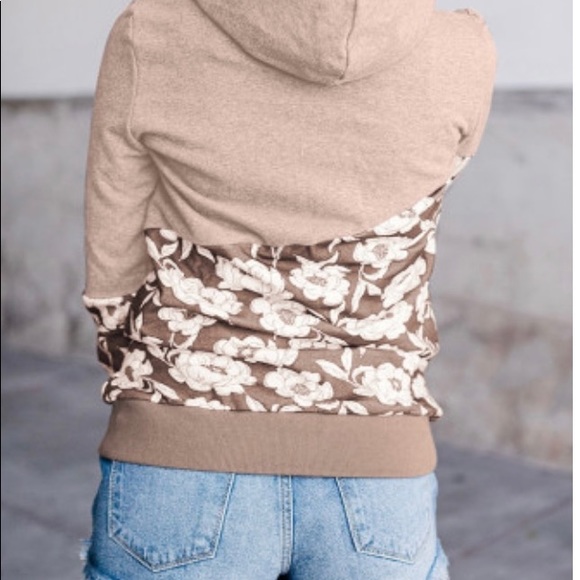 SALE SUPER CUTE FLORAL COWL NECK HOODIE - Picture 2 of 4
